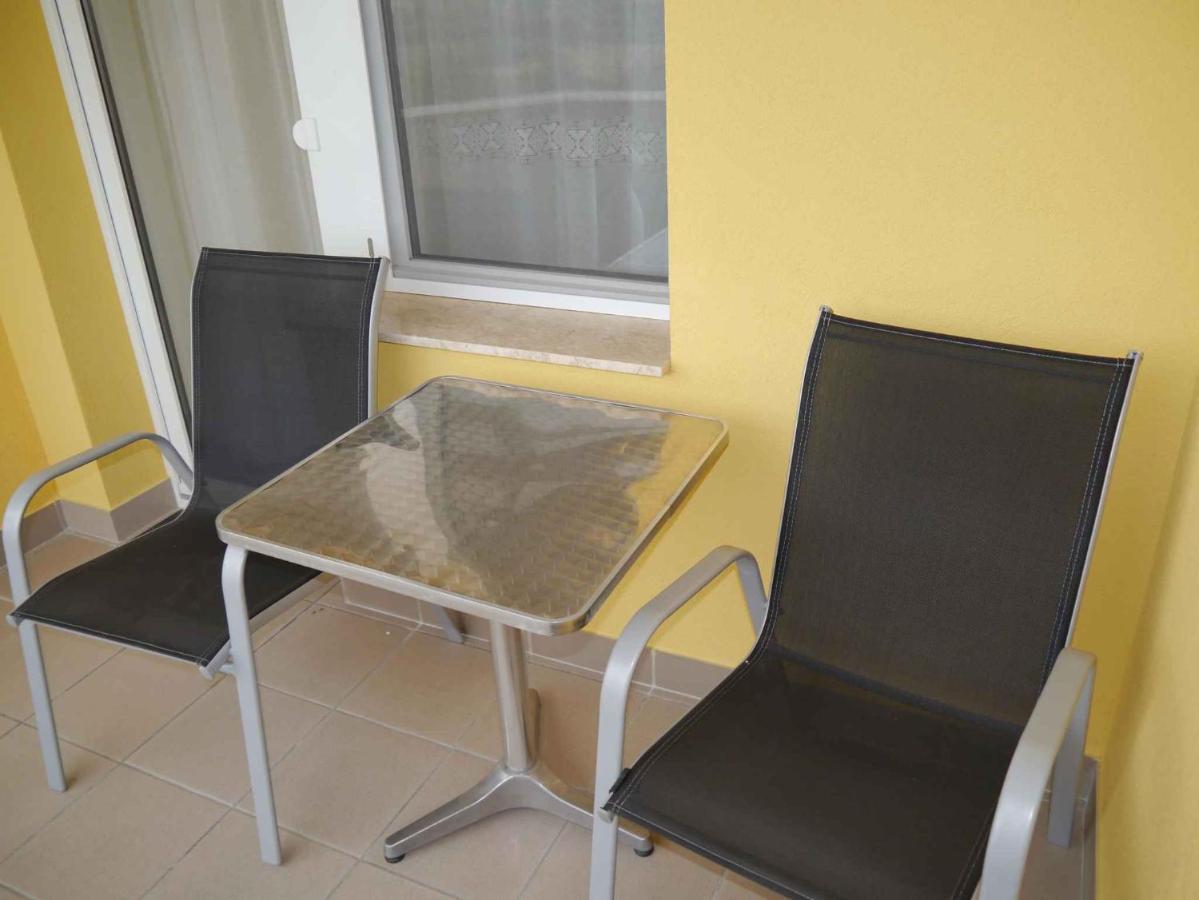 Apartments In Alsopahok/Balaton 27597 Экстерьер фото